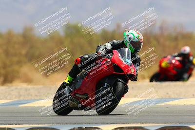 media/May-15-2022-SoCal Trackdays (Sun) [[33a09aef31]]/Turn 7 (1145am)/